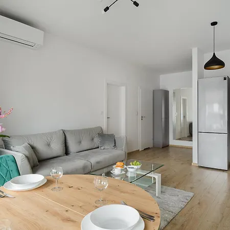 Apartment P&o Rydygiera Iii